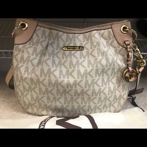 Michael Kors Jet Set Large Signature Bag